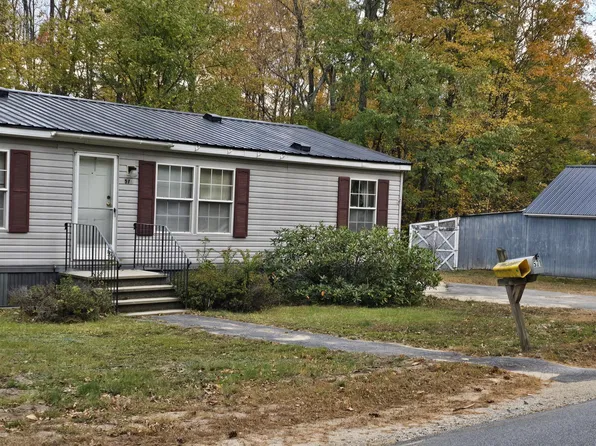 571 Greenwood Road, Norway, ME 04268