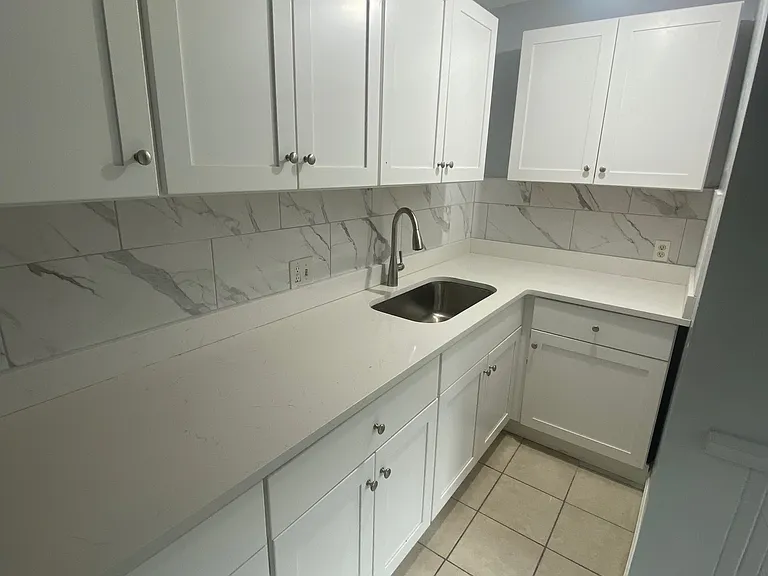50 Phillips St #1 — Photo 18