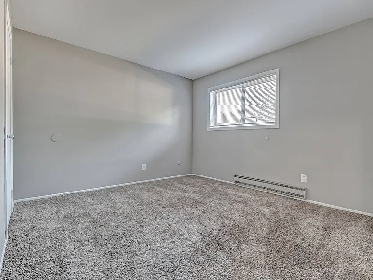 1x1 Primary Bedroom 2