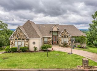 3911 Golf Course Dr, Alma, AR 72921