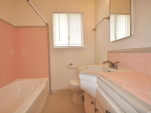 5th image of 1229 Romulus Dr #B