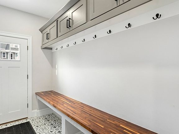 4th image of 87 Otis St Floor 2