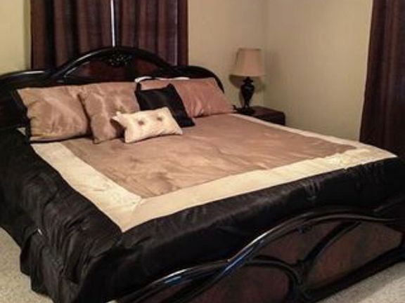5th image of 5521 Lakeside Dr APT 101