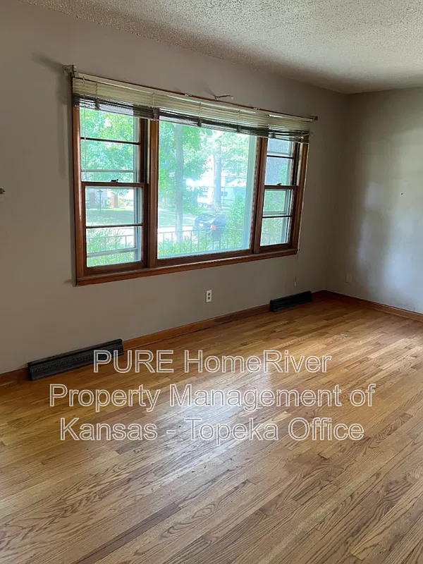3 bed, 2.0 bath, 1616 sqft, $1,500 — Photo 3