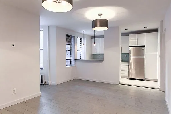 Rented by Dynamik Realty | media 15