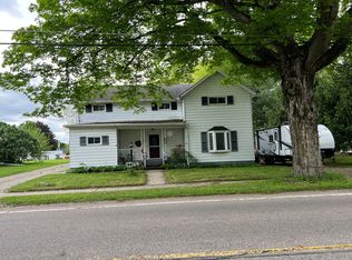 605 E Main St, Stockbridge, MI 49285
