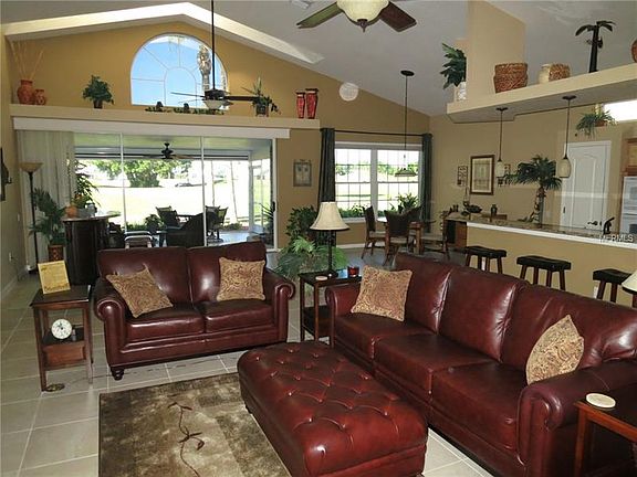 3rd image of 1532 Jasper Ct