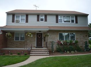 24 Jaskot Ln, Clifton, NJ 07012