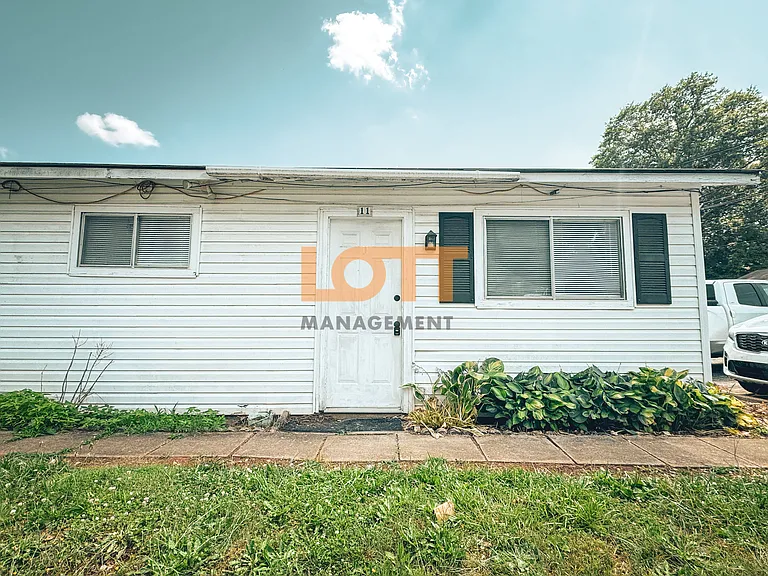 10 Montis Dr — Photo 1