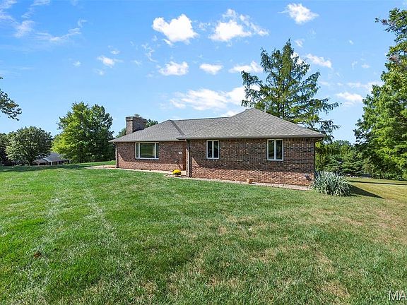 4th image of 1433 Wedgewood Dr