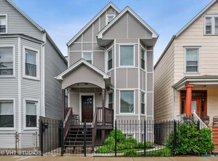 2953 N Gresham Ave, Chicago, IL 60618