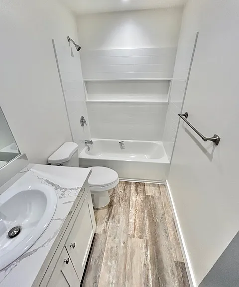 564 Florence St #6 — Photo 14