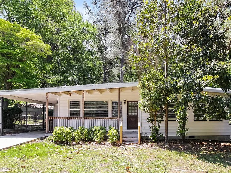 379 Hilltop Circle Ext SW — Photo 1