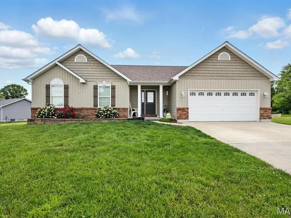 5 Overlook Pl, Winfield, MO 63389