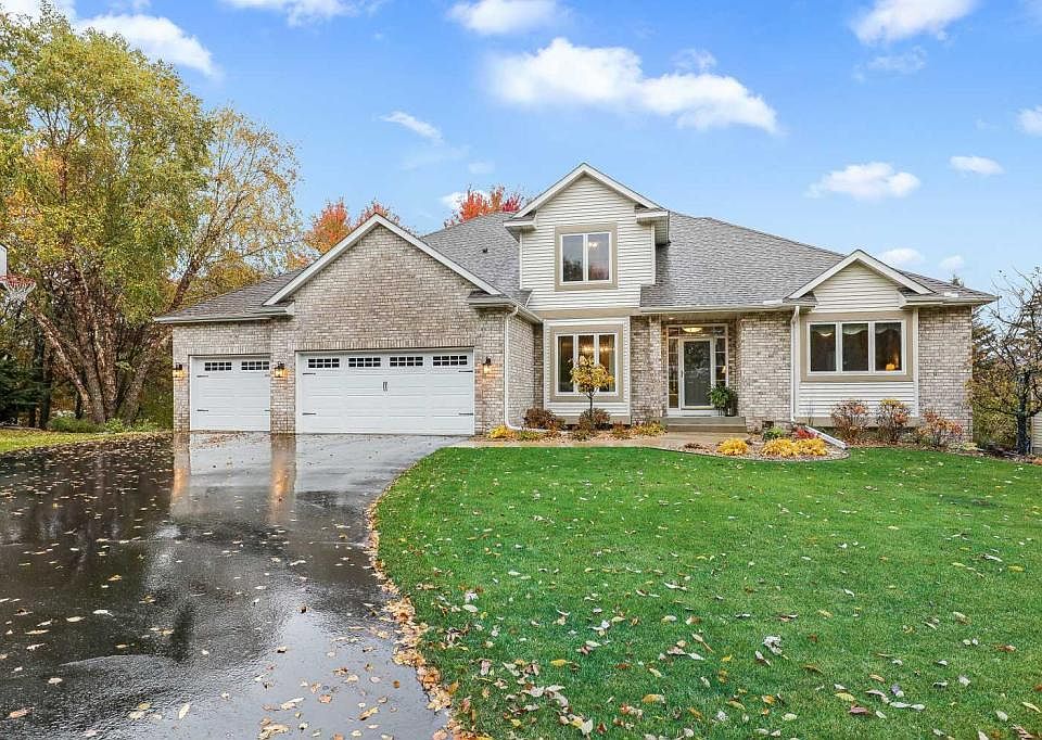 1st image of 546 Majestic Oaks Ct