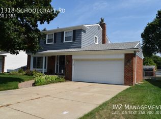 41318 Schoolcraft Rd, Plymouth, MI 48170