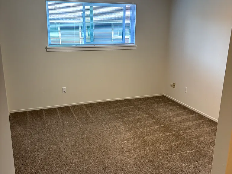 1600 S Kent Des Moines Rd #1 — Photo 9