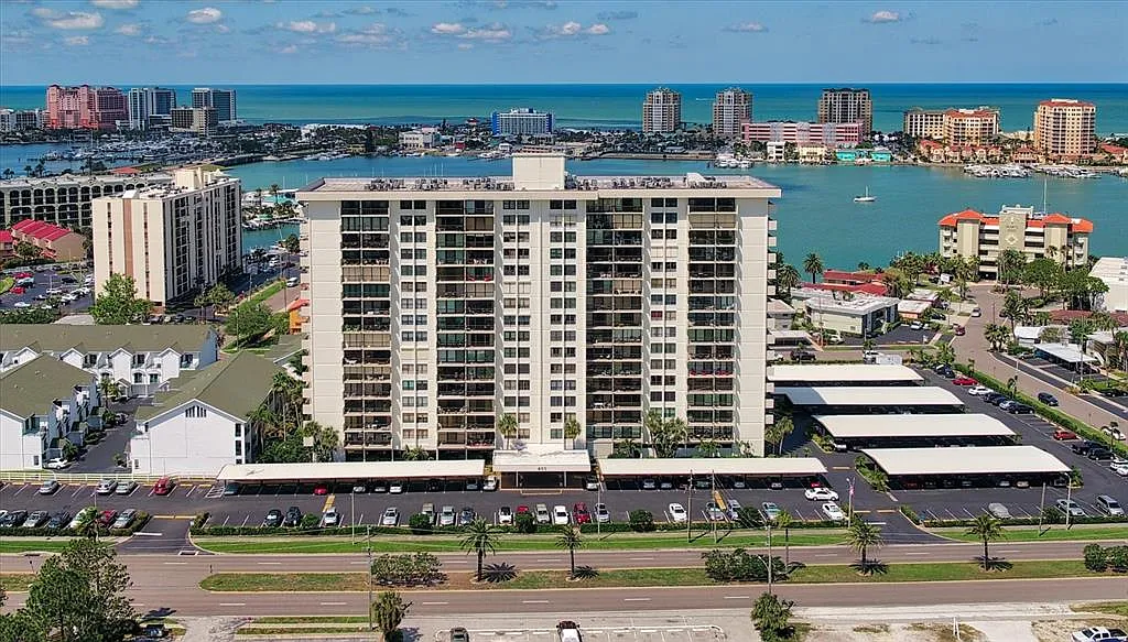 2 bed, 2.0 bath, 1390 sqft, $2,900 — Photo 1