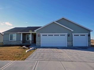 3952 E Tawzer Way, Ammon, ID 83406