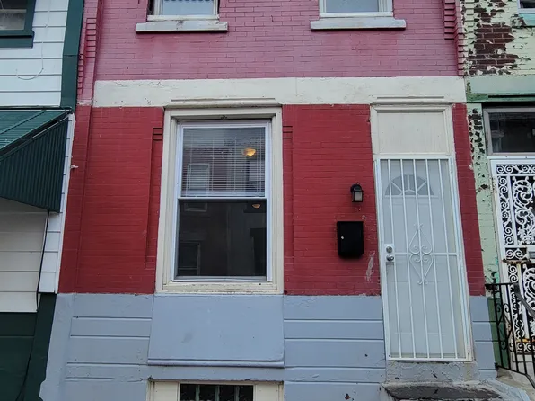 1752 N Dover St, Philadelphia, PA 19121