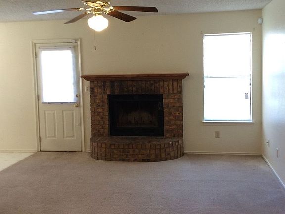 2nd image of 2703 Windmill Dr