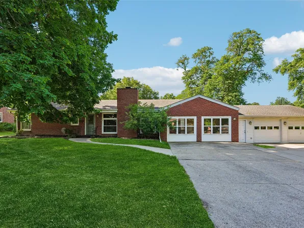 7218 Colby Ave, Windsor Heights, IA 50324