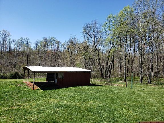 2nd image of 650 High Meadows Dr