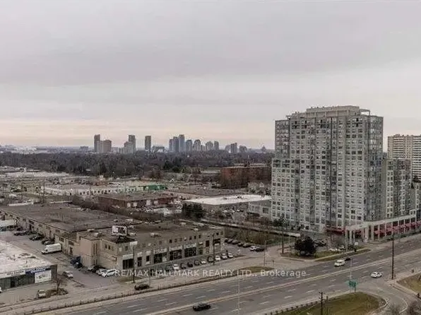 301 Prudential Dr, Toronto, ON