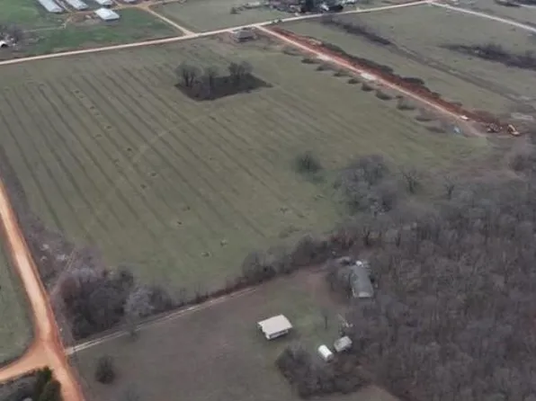 5121 S Pleasant Valley Rd #21, Gentry, AR 72734