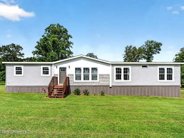 779 Osborn Moody Rd, Poplarville, MS 39470