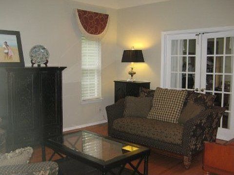 2nd image of 5 Hilltop Ln