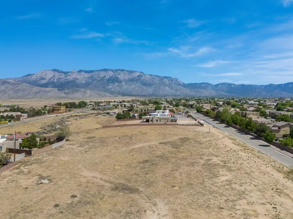 7301 Beverly Hills Ave NE, Albuquerque, NM 87113