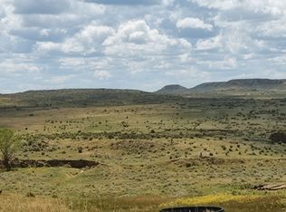 64 Log Creek Rd, Miles City, MT 59301