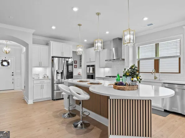 2809 Turnwater St, Hoschton, GA 30548