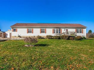 89 Danielle Dr, Penrose, NC 28766