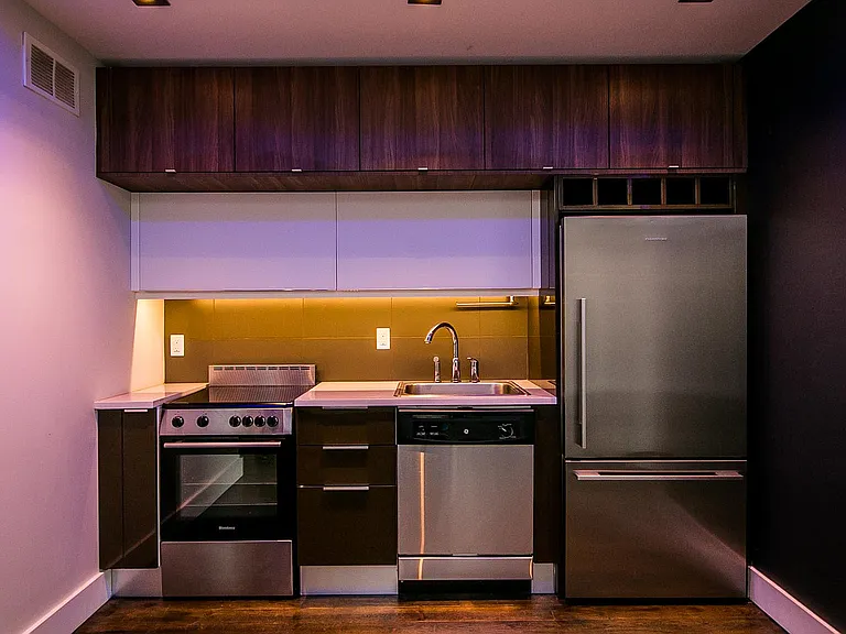 167 Graham Ave #2C — Photo 19