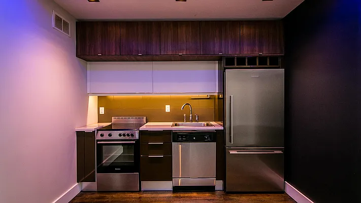 Rented by Nooklyn NYC LLC | media 44