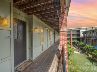 1101 W 1st St #307, Charlotte, NC
