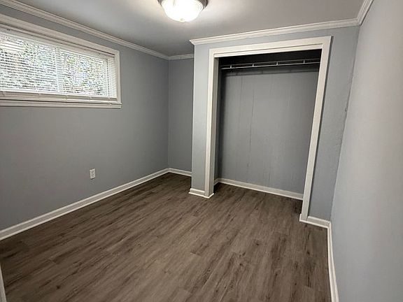 5th image of 409 Eastgate Rd