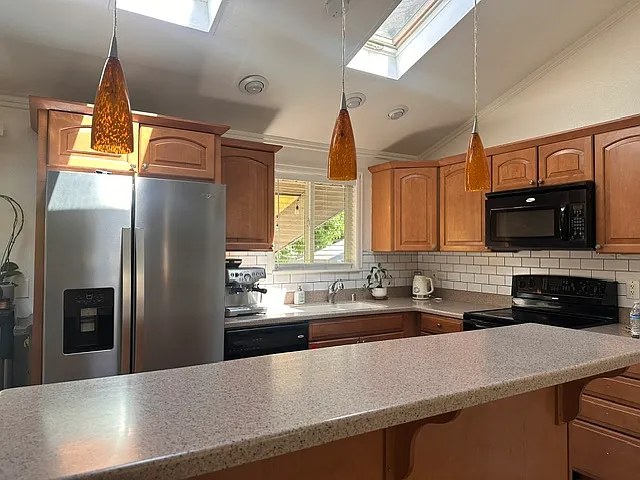 10824 SE 217th St — Photo 7