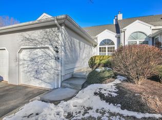 114 Brookfield Ln UNIT 114, Agawam, MA 01001