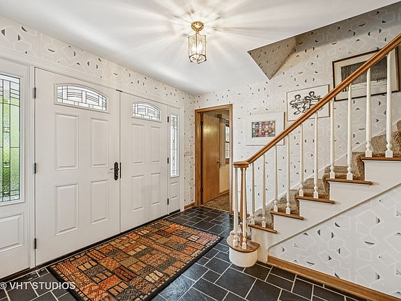2nd image of 2620 Marian Ln