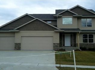 3924 Oak Ridge Dr SE, Cedar Rapids, IA 52403