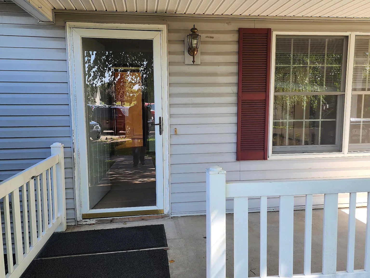 2 bed, 800 sqft, $1,050 — Photo 1