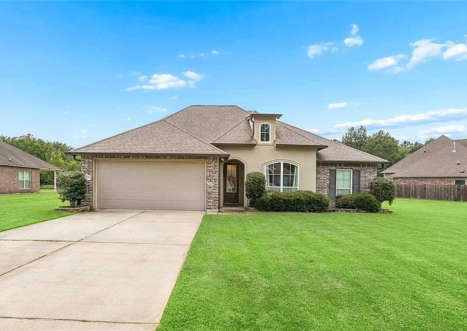 1st image of 23768 Goose Point Dr