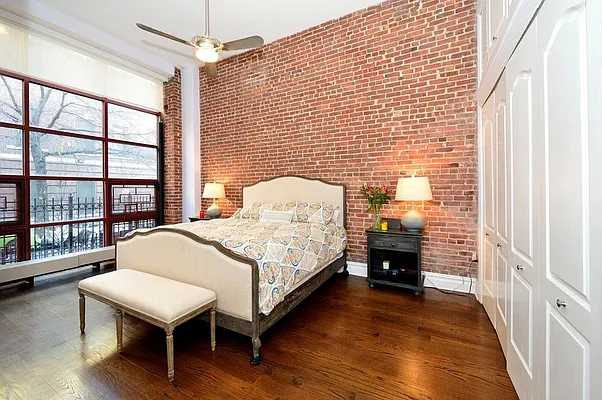 Sold by Level Group | media 23