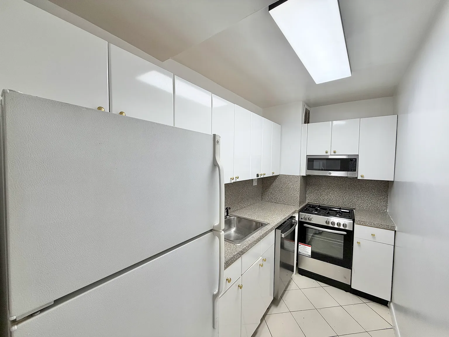 141 East 89th Street — Photo 3