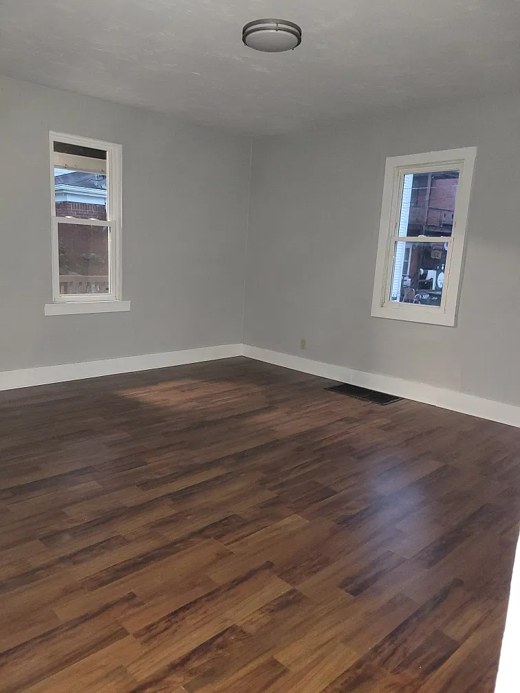 2 bed, 1080 sqft, $1,200 — Photo 3