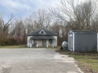 900 E Harvard St, Siloam Springs, AR 72761