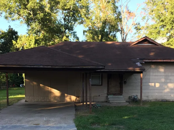 912 Arkansas St, Tallulah, LA 71282